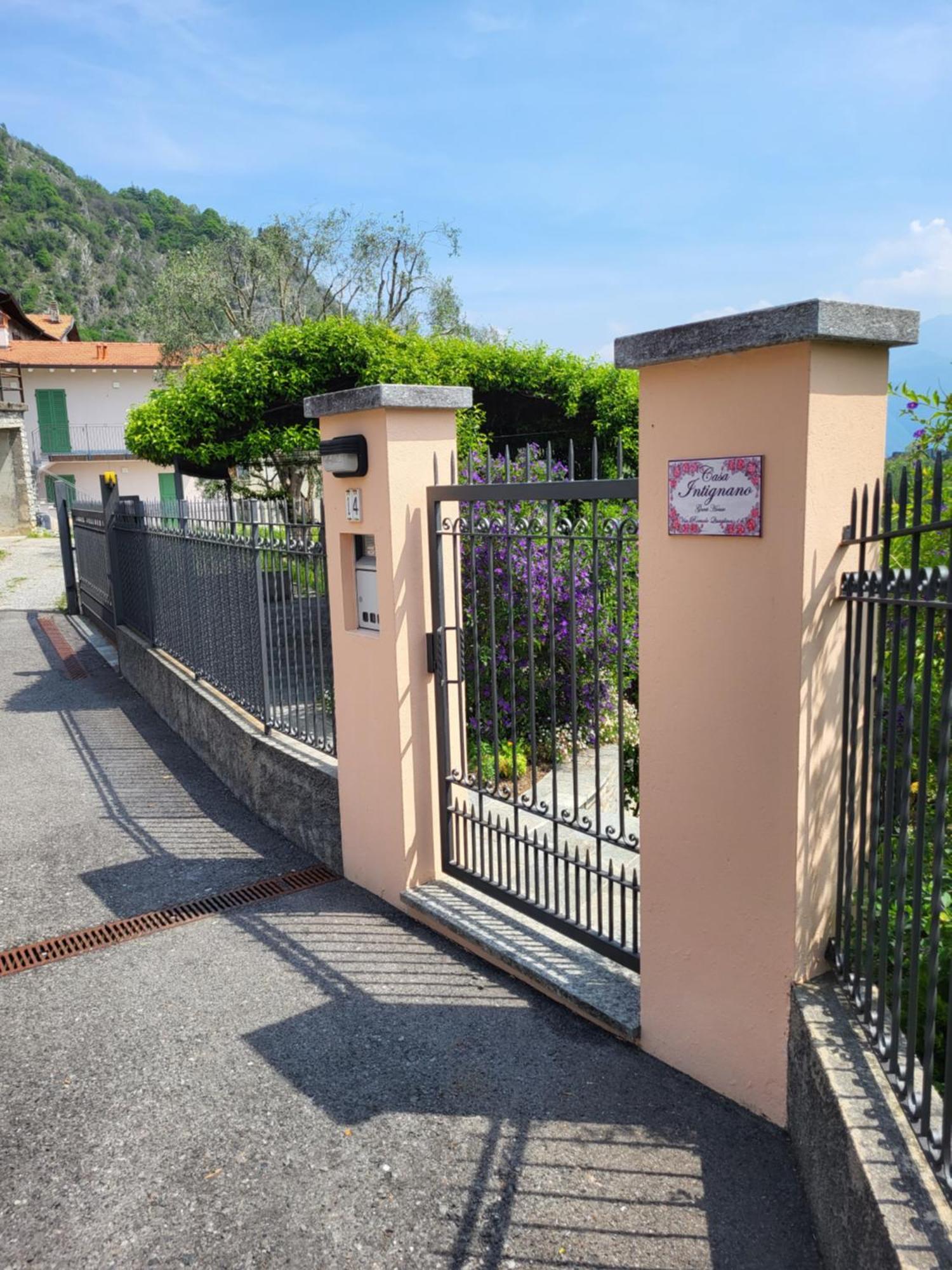 Casa Intignano - Appartamento Con Terrazzo Vista Lago Тремеццо Экстерьер фото